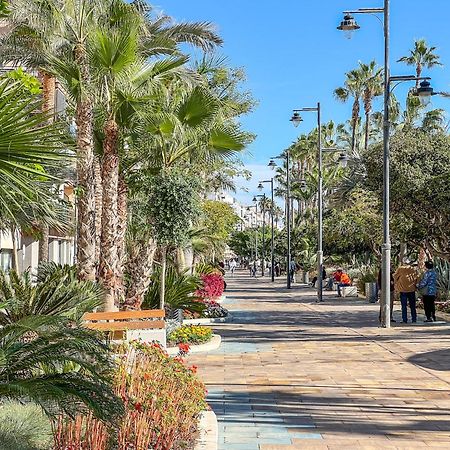 Hanami Avenida De Espana เอสเตโปนา ภายนอก รูปภาพ